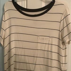basic white and black striped T-shirt.